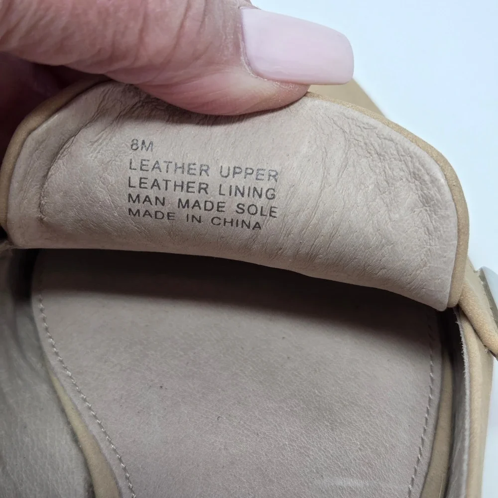 Gianni Bini Womens Tan Beige Leather Square Toe Loafer Flats Size 8M Accents